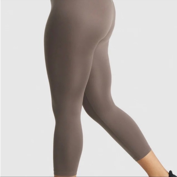 Gymshark Pants - Gymshark Training 7/8 Leggings - Brown NWT in original packaging Small